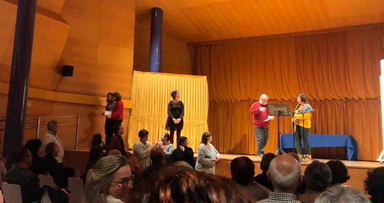 Juanmi, uno de los representantes durante su intervención