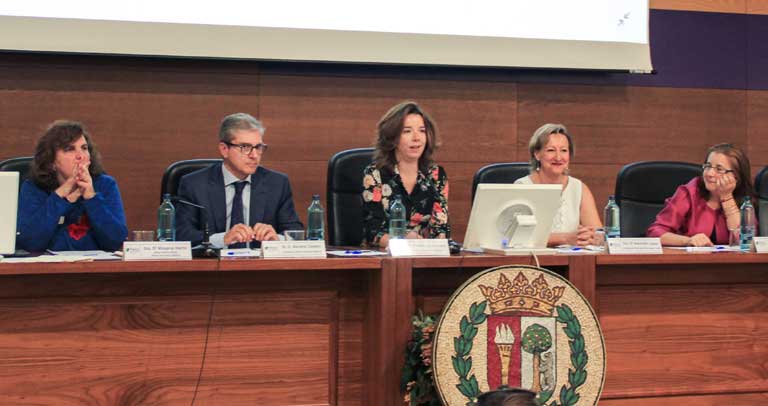 Foto de la mesa inaugural