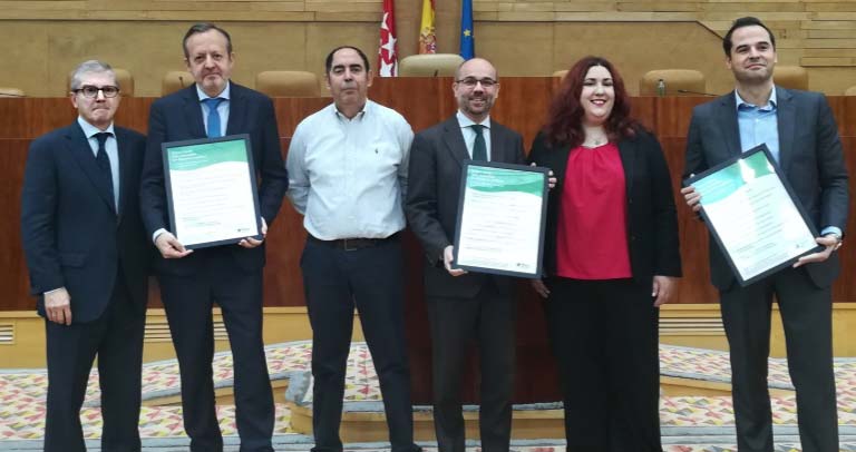 Presidente de la Asamblea, vicepresidente de la Comunidad de Madrid, consejero de políticas sociales, presidnete de Plena Inclusión Madrid y presidente y vicepresidenta por un día