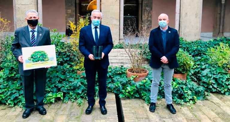 Talismán recibe el premio ATADES