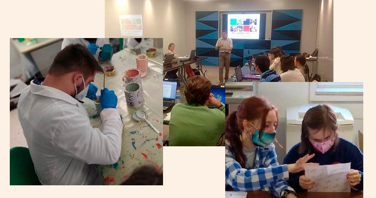 Jóvenes con discapacidad preparándose para el empleo