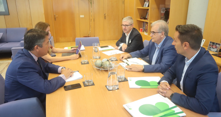 Reunión en la Asamblea de Madrid con el grupo popular