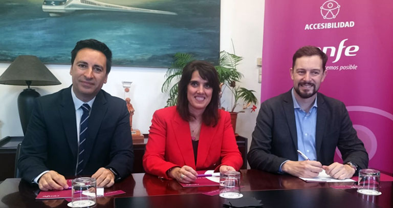Plena Inclusión Madrid y Renfe renuevan su colaboración para facilitar el uso del transporte ferroviario a personas con discapacidad intelectual