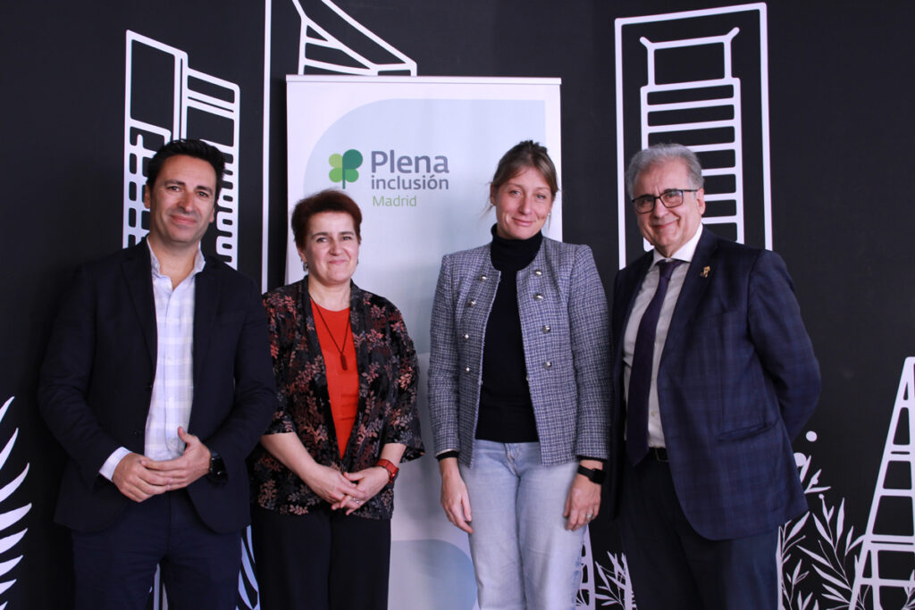 Javier Luengo, Marta Morgade, Alejandra Serrano y Tomás A. Sancho