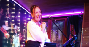 Recomendadores | Marina Damer hace gala de "comunicación, confianza, alegría y buena conexión" en la sala Búho Real